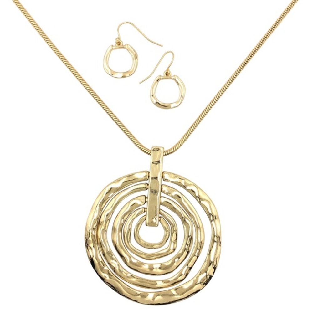 Gold Necklace Gold Necklace Gold Necklace Gold Necklace Gold Necklace Necklace